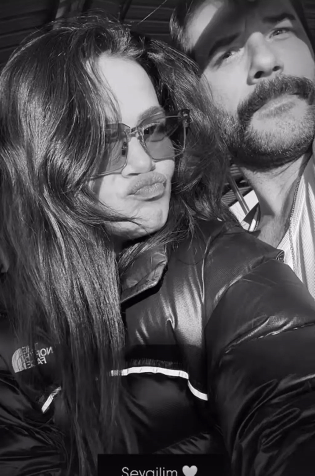 Aşk dolu kareler! İşte Uzak Şehir'in Alya'sı Sinem Ünsal'ın gerçek hayattaki sevgilisi