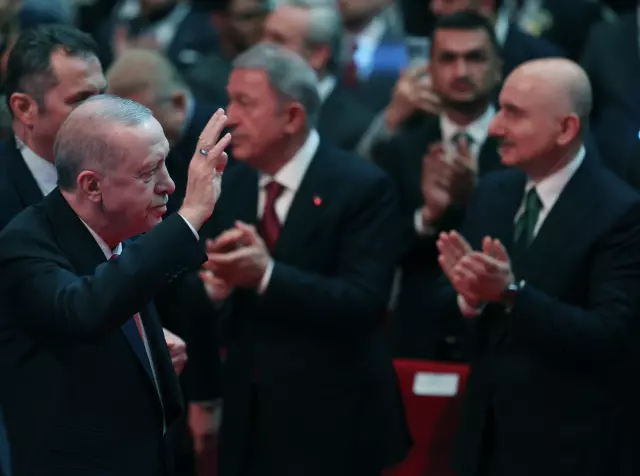 Cumhurbaşkanı Erdoğan'dan muhalefete sert sözler: Kantarın topuzu kaçtı, düzelme umudu da kalmadı Cumhurbaşkanı Erdoğan'dan muhalefete sert sözler: Kantarın topuzu kaçtı, düzelme umudu da kalmadı