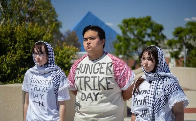 Yale ve California Üniversitesi öğrencileri Gazze için açlık grevine başladı Yale ve California Üniversitesi öğrencileri Gazze için açlık grevine başladı