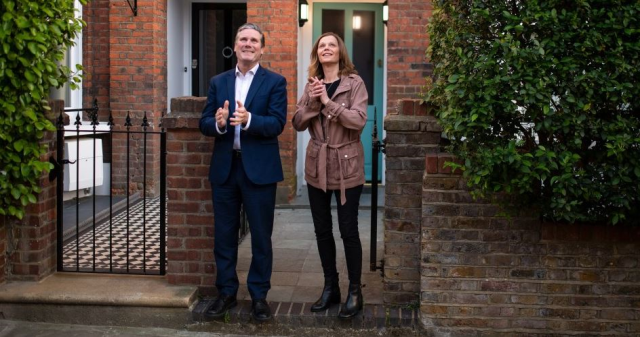 İngiltere Başbakanı Sir Keir Starmer'ın evi kundaklandı İngiltere Başbakanı Sir Keir Starmer'ın evi kundaklandı