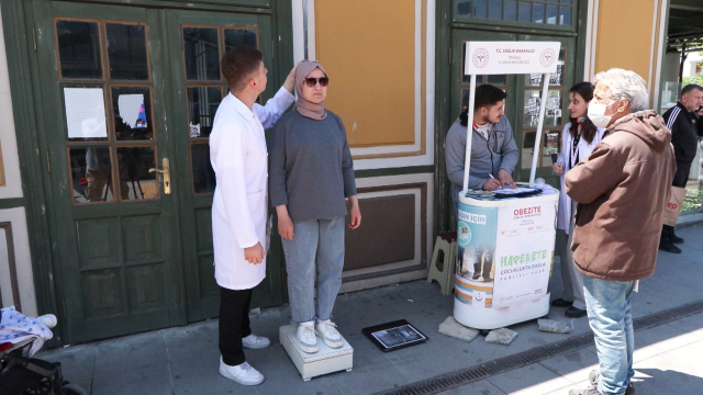 Meydanlarda 'kilo kontrolü' başladı, ilk ölçümler İstanbul'da yapıldı