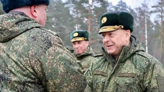 Putin, Kara Kuvvetleri Başkomutanı Salyukov'u görevden aldı