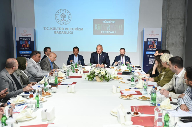 Kurban Bayramı tatili 9 gün olacak mı? Bakan Ersoy yanıtladı Kurban Bayramı tatili 9 gün olacak mı? Bakan Ersoy yanıtladı