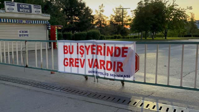 Toplu ulaşımda grev! Metro seferlerini stajyerler yaptı Toplu ulaşımda grev! Metro seferlerini stajyerler yaptı