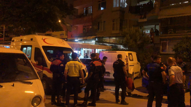 Kahvehanede husumetlisine kurşun yağdırdı! Bir kişi cinayete sırtını dönüp çay içti