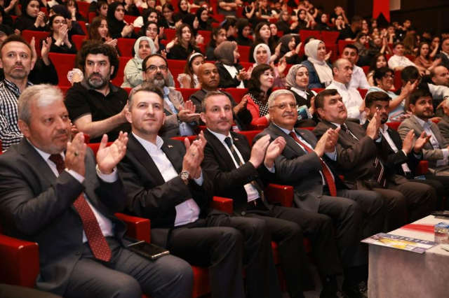 11. Uluslararası İstanbulensis Şiir Festivali sona erdi 11. Uluslararası İstanbulensis Şiir Festivali sona erdi