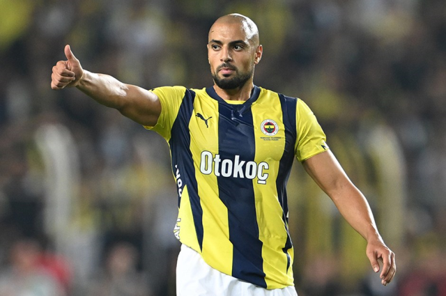 Fenerbahçe Napoli'nin yıldızını kadrosuna katıyor Fenerbahçe Napoli'nin yıldızını kadrosuna katıyor
