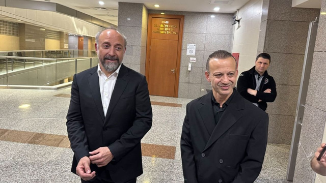 Rıza Kocaoğlu'nun hapis cezası aldığı duruşmaya neden katılamadığı belli oldu Rıza Kocaoğlu'nun hapis cezası aldığı duruşmaya neden katılamadığı belli oldu