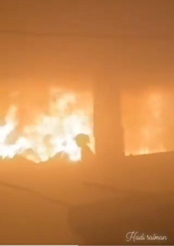 Gazze'de sözün bittiği yer! Alevlerin arasında kalan kız çocuğu böyle görüntülendi