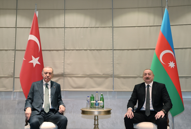 Cumhurbaşkanı Erdoğan ve Aliyev, Laçın Havalimanı'nın açılışını yaptı