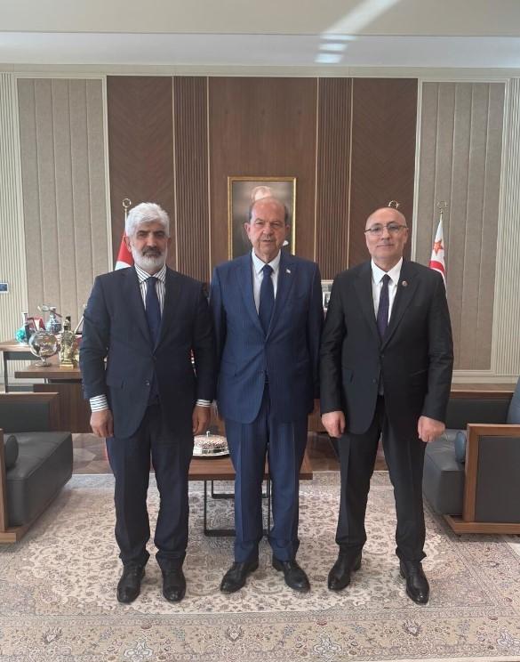 Cumhurbaşkanı Tatar: Türkiye-KKTC ilişkileri yeniden yorumlanmalı Cumhurbaşkanı Tatar: Türkiye-KKTC ilişkileri yeniden yorumlanmalı