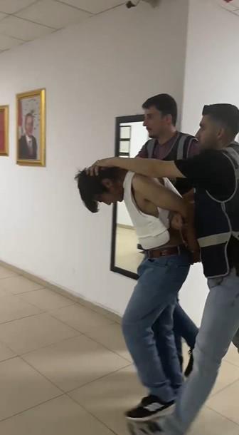 Düğün salonundaki silahlı saldırı anı güvenlik kamerasında Düğün salonundaki silahlı saldırı anı güvenlik kamerasında