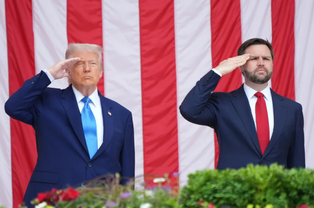 Trump'tan Elon Musk'a gözdağı: Demokratları desteklerse ciddi sonuçları olur! Trump'tan Elon Musk'a gözdağı: Demokratları desteklerse ciddi sonuçları olur!