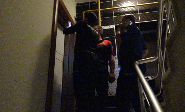 36 günlük bebeğinin yanında öldürüldü, cinayette gönül ilişkisi iddiası