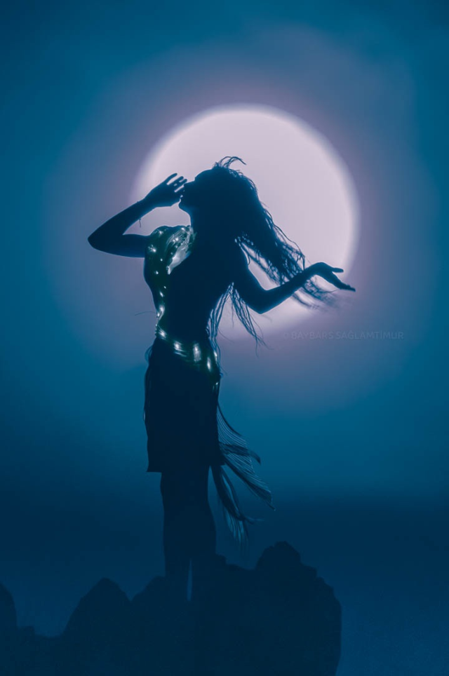 Çilek dolunayı Aladağlar'da sanatla buluştu Çilek dolunayı Aladağlar'da sanatla buluştu