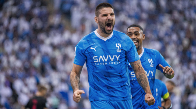 Dünyaca ünlü yıldızdan Tadic ve Dzeko'ya Fenerbahçe telefonu! İşte aldığı yanıt
