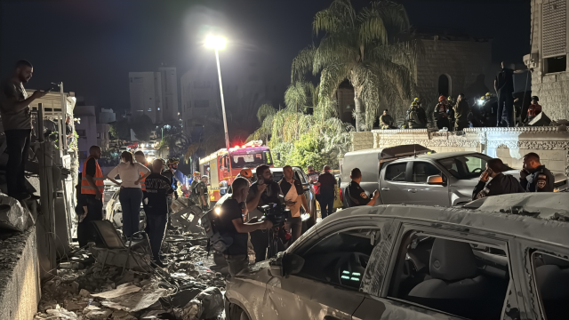 İran'dan savaşta bir ilk! Hayfa'yı hipersonik füzelerle vurdular İran'dan savaşta bir ilk! Hayfa'yı hipersonik füzelerle vurdular