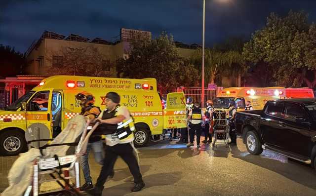 İran ve İsrail yeni saldırı dalgasına başladı