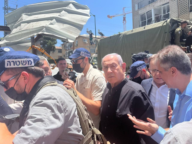 Netanyahu tepkiler sonrası sığınaktan çıktı