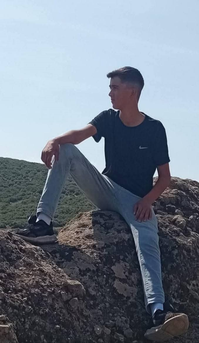 Traktör kazasında hayatını kaybeden gencin cenazesi yüzlerce kişinin katılımıyla toprağa verildi