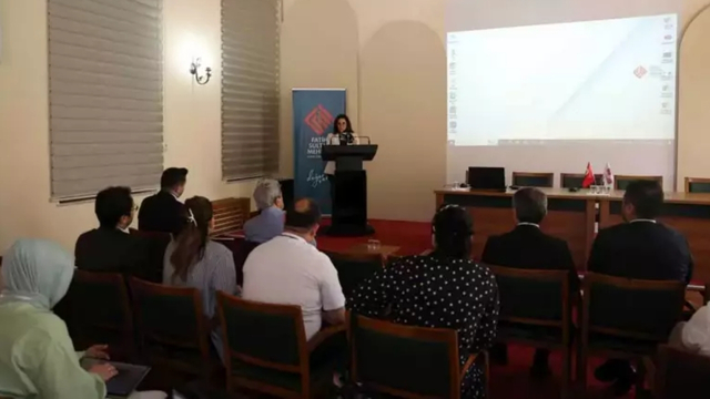 İstanbul'da 'Finans ve Ekonomide Yapay Zeka: Dijital Dönüşümün Geleceği' tartışıldı İstanbul'da 'Finans ve Ekonomide Yapay Zeka: Dijital Dönüşümün Geleceği' tartışıldı