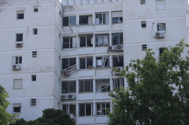 ABD'nin İran'a saldırısının ardından İsrail'de sosyal kısıtlamalar
