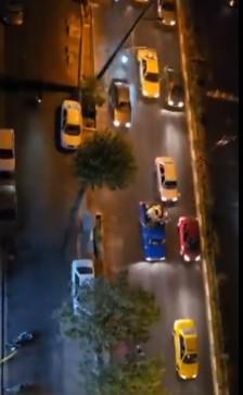 Katar'daki ABD üssüne saldırı Tahran'da kutlamalarla karşılandı