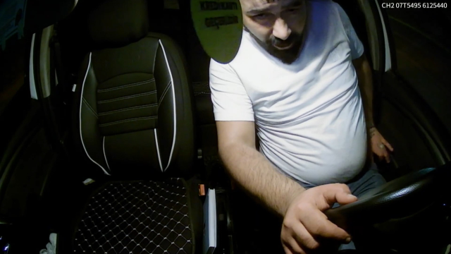 Şoföre saldırıp taksiyi gasbetti! 2 hafta önce cezaevinden çıkmış