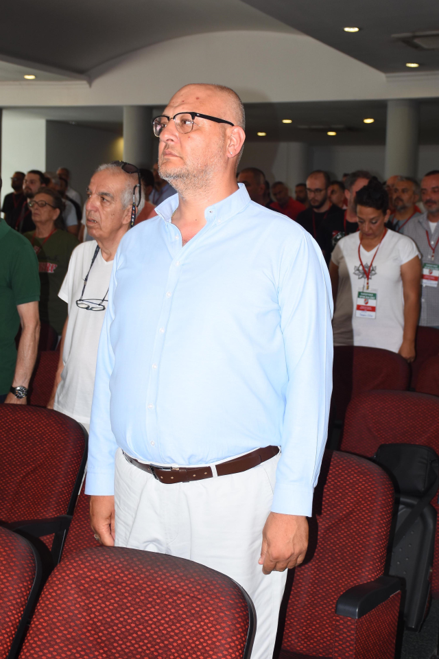 Karşıyaka'da Aygün Cicibaş kapı kapı dolaşacak Karşıyaka'da Aygün Cicibaş kapı kapı dolaşacak
