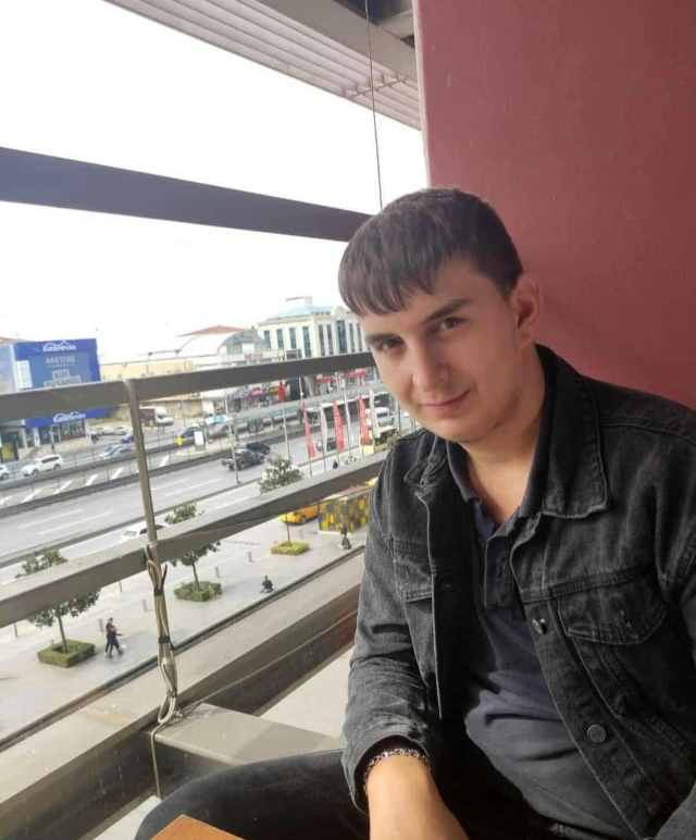 Ablasının düğününde kalp krizi geçiren genç hayatını kaybetti