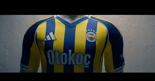 Fenerbahçe yeni sezon formalarını tanıttı