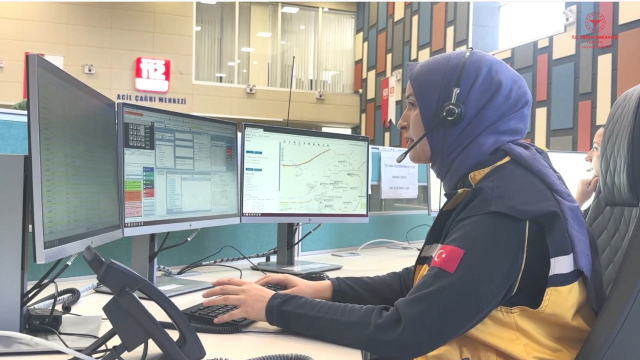 Acil tıp teknisyeni telefonda hayat kurtardı, o anlar çağrı merkezinin kayıtlarına yansıdı