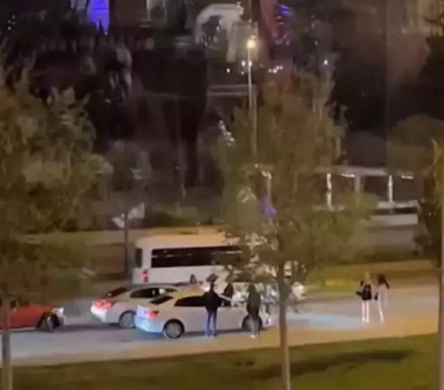 Uzun süredir fuhuş pazarlığına konu olan ilçede tepki çeken bir görüntü daha