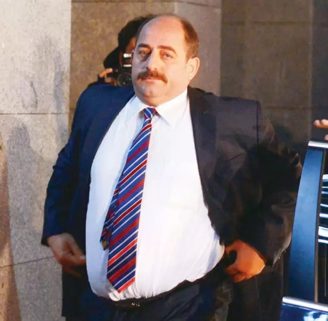 Cenazeye katılan kişi FETÖ firarisi Zekeriya Öz sanıldı, bambaşka biri çıktı