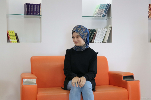 6 Şubat'ta kaybettiği babasına verdiği sözü tuttu, LGS'den tam puan aldı