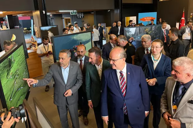 Van Kültür Yolu Festivali sanatla kapılarını açtı: 300 etkinlik, 9 günlük şölen