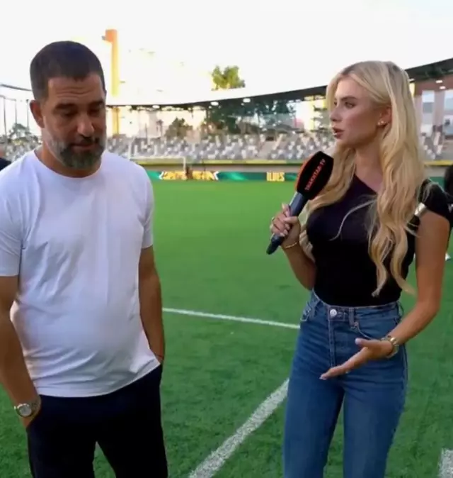 Arda Turan'ın Ukraynalı muhabirle yaptığı röportaj olay oldu