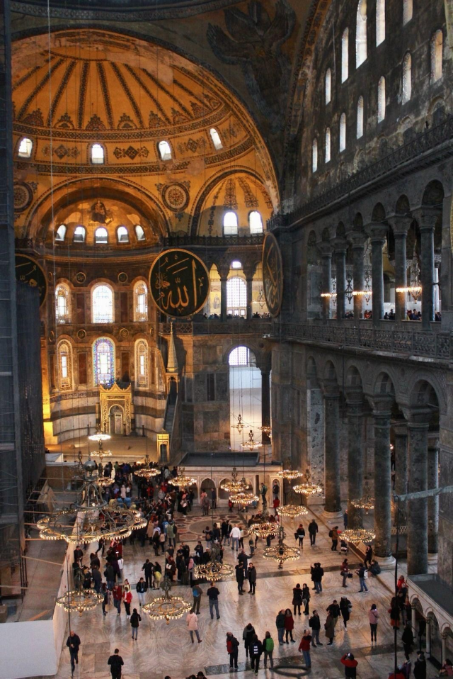 Ayasofya-i Kebir Camii 40 milyon ziyaretçiyle rekor kırdı