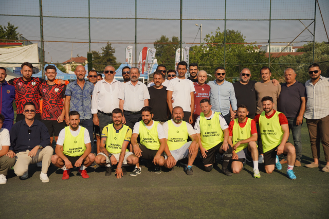 Kanseri Yenen Yasin, Halı Sahada Zaferini Kutladı
