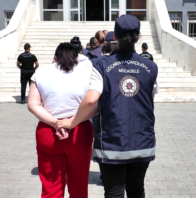 4 mekana eşzamanlı fuhuş baskın! 32 kadın kurtarıldı
