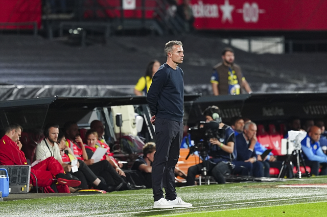 Atılan manşetleri görmeniz lazım! Bütün ülke Fenerbahçe'yi konuşuyor