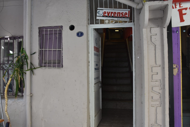 İzmir'de Evrensel gazetesine silahlı saldırı: 1 gözaltı