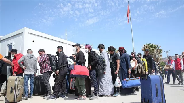 Bakan Yerlikaya, ülkesine dönüş yapan Suriyeli sayısını açıkladı