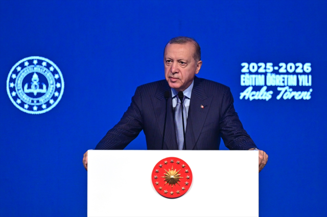 Cumhurbaşkanı Erdoğan'dan 2 polisimizin şehit edilmesine ilk yorum: Saldırganın bağlantıları araştırılıyor