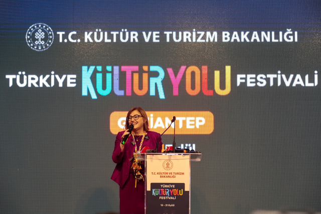 Gaziantep'te Gastronomi festivali, renkli açılışla başladı