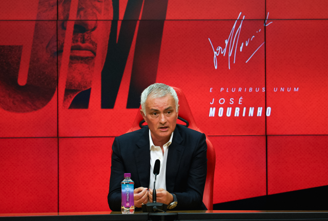 Ali Koç'un yapamadığını Rui Costa yaptı! Benfica'dan Mourinho'yu zora sokacak madde