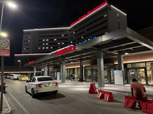 Park yeri kavgasında komşusunu silahla öldürdü, kızını yaraladı