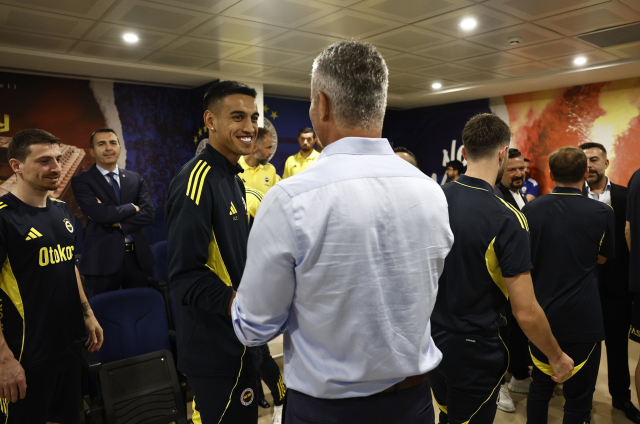 İlk buluşma! Fenerbahçe'de yüzler gülüyor