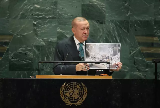 MHP Genel Başkanı Bahçeli'den Cumhurbaşkanı Erdoğan'a tebrik telefonu