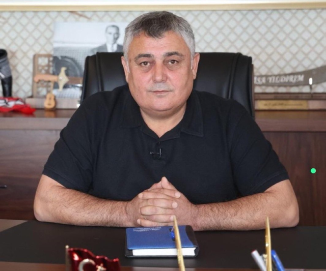 Aksu Belediye Başkanı İsa Yıldırım CHP'den istifa etti